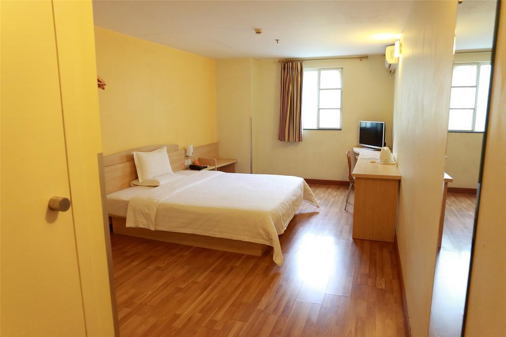 7Days Inn Sanya Phoenix Island Exterior photo